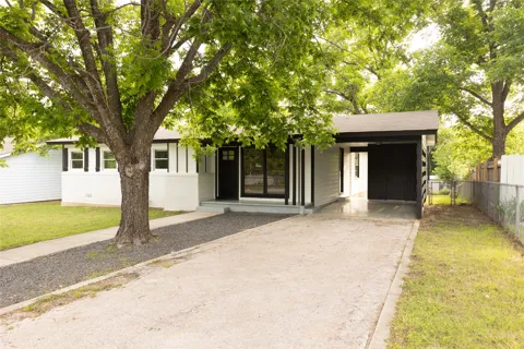 22 Steele Street