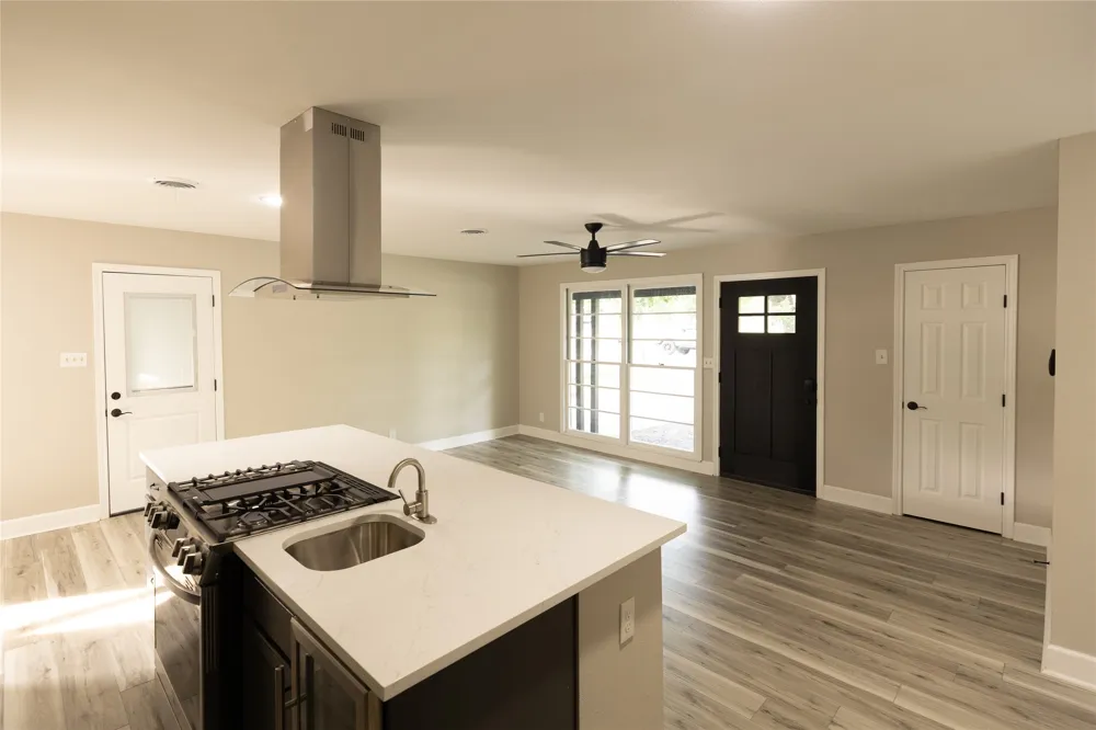 22 Steele Street Lampasas, TX 76550