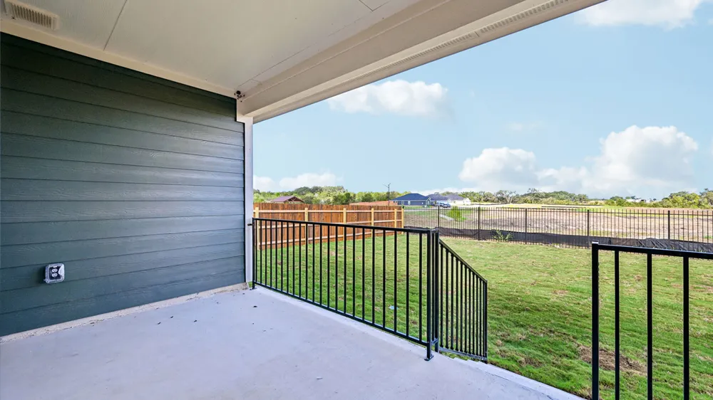 200 Salkeld Drive Uhland, TX 78640