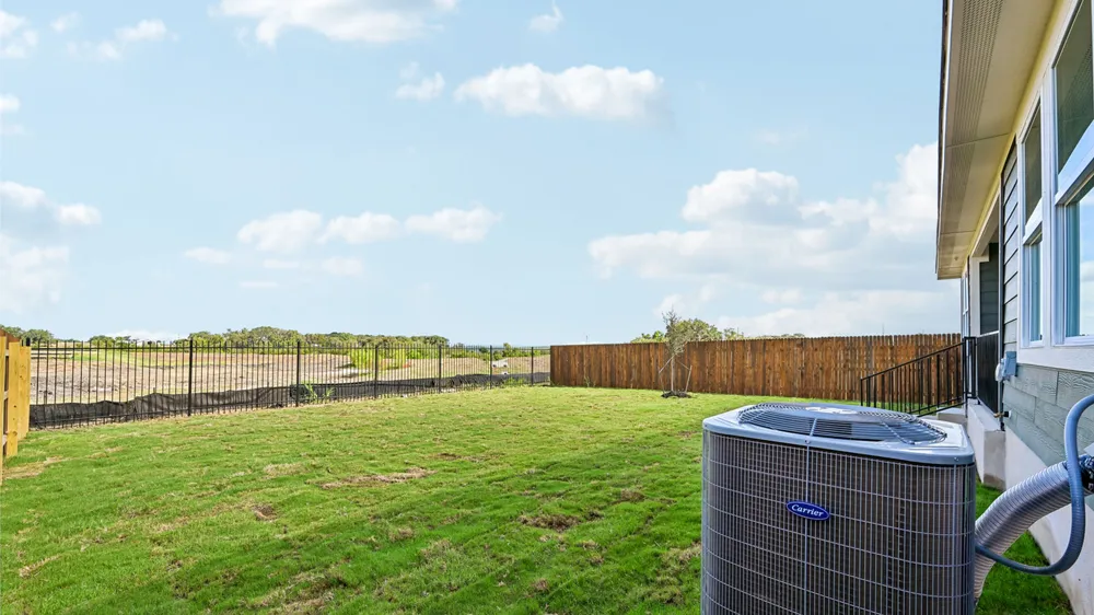 200 Salkeld Drive Uhland, TX 78640