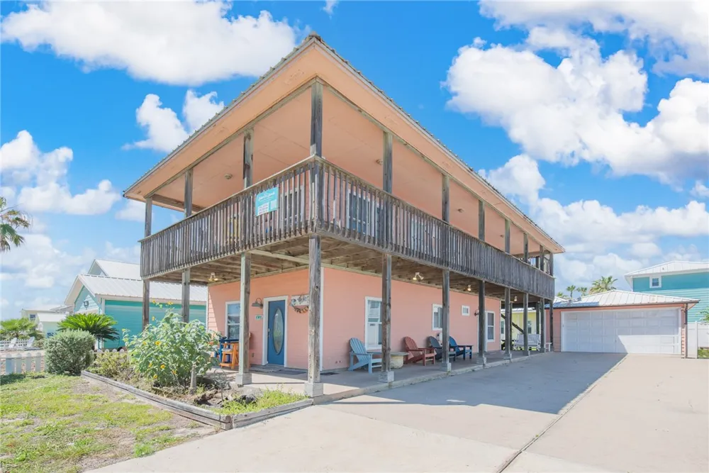 141 Mustang Royale Port Aransas, TX 78373