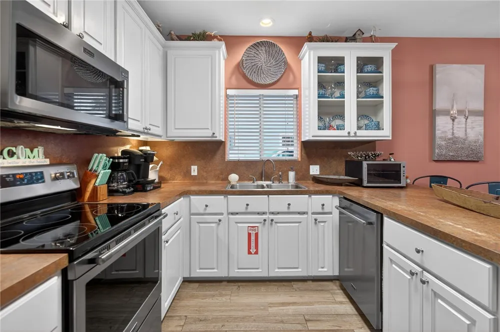141 Mustang Royale Port Aransas, TX 78373