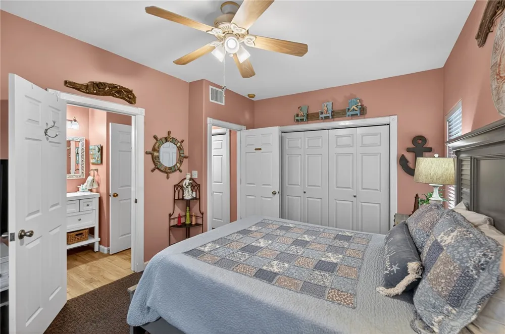 141 Mustang Royale Port Aransas, TX 78373