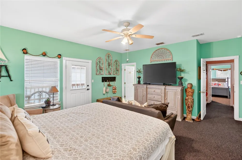 141 Mustang Royale Port Aransas, TX 78373