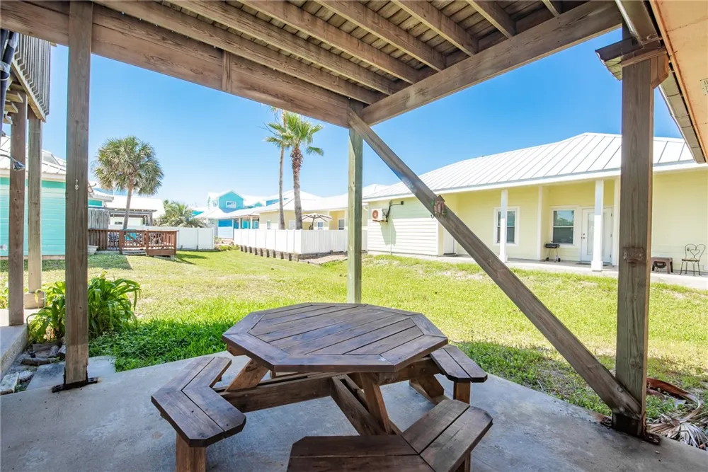 141 Mustang Royale Port Aransas, TX 78373