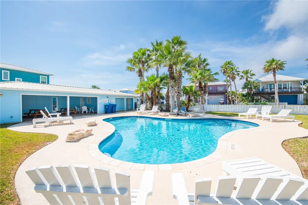 141 Mustang Royale Port Aransas, TX 78373
