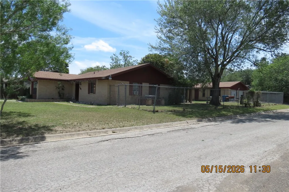 1100 E Gramman Street Beeville, TX 78102