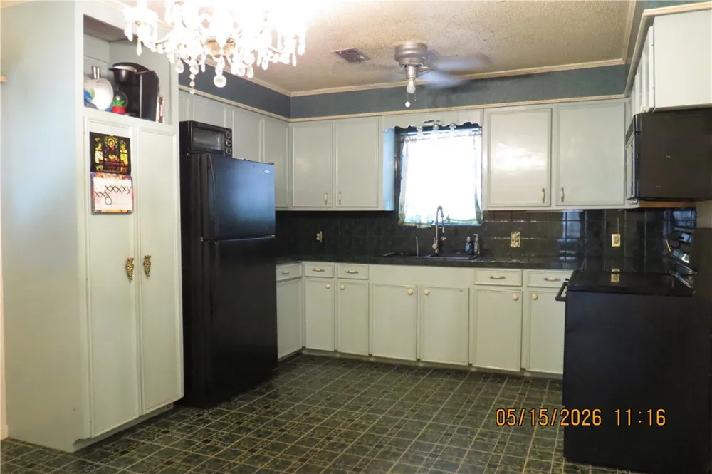 1100 E Gramman Street Beeville, TX 78102