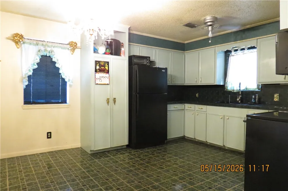 1100 E Gramman Street Beeville, TX 78102
