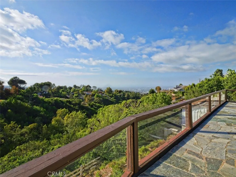 14 Georgeff Rolling Hills, CA 90274