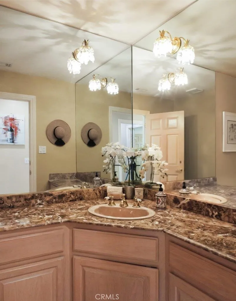 14 Georgeff Rolling Hills, CA 90274