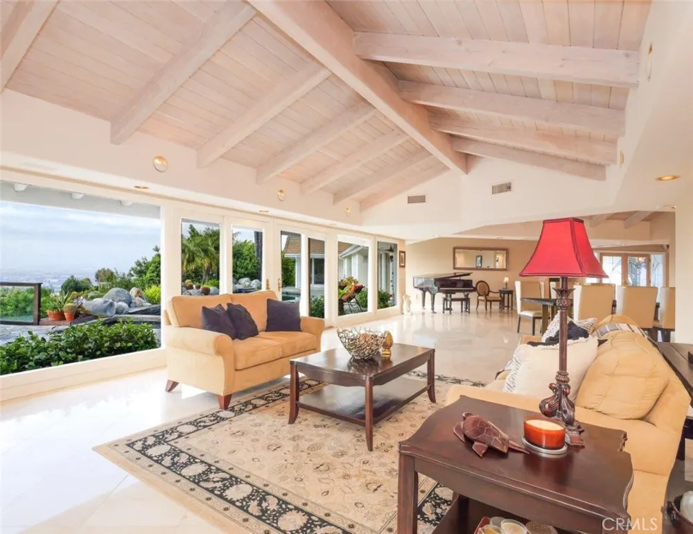 14 Georgeff Rolling Hills, CA 90274