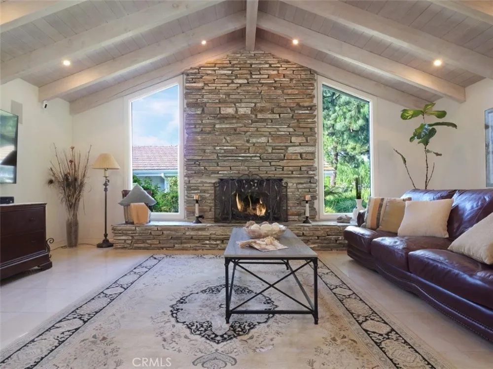 14 Georgeff Rolling Hills, CA 90274