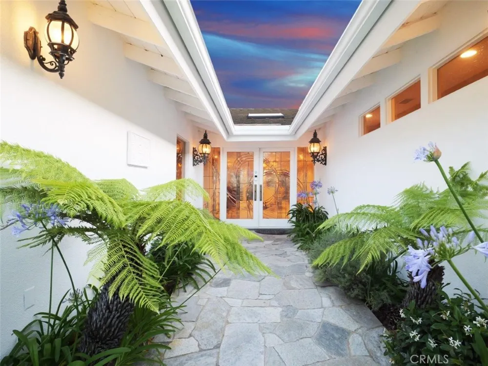 14 Georgeff Rolling Hills, CA 90274