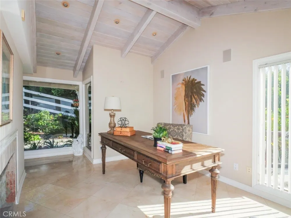 14 Georgeff Rolling Hills, CA 90274