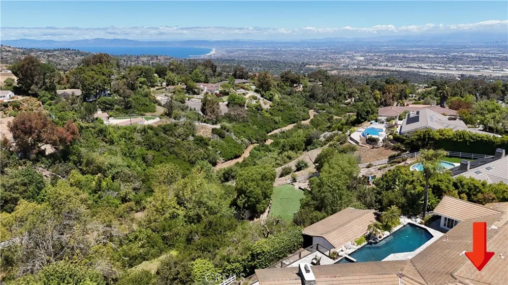 14 Georgeff Rolling Hills, CA 90274