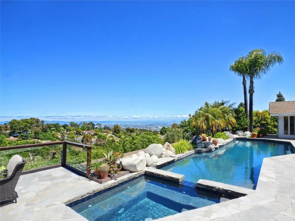 14 Georgeff Rolling Hills, CA 90274