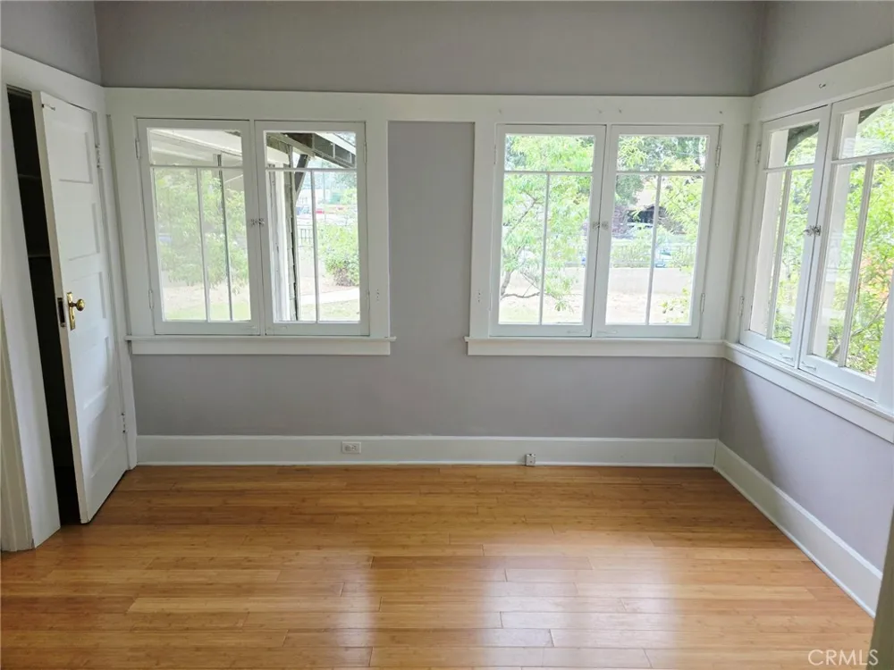 2121 Garfield Altadena, CA 91001