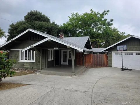 2121 Garfield
