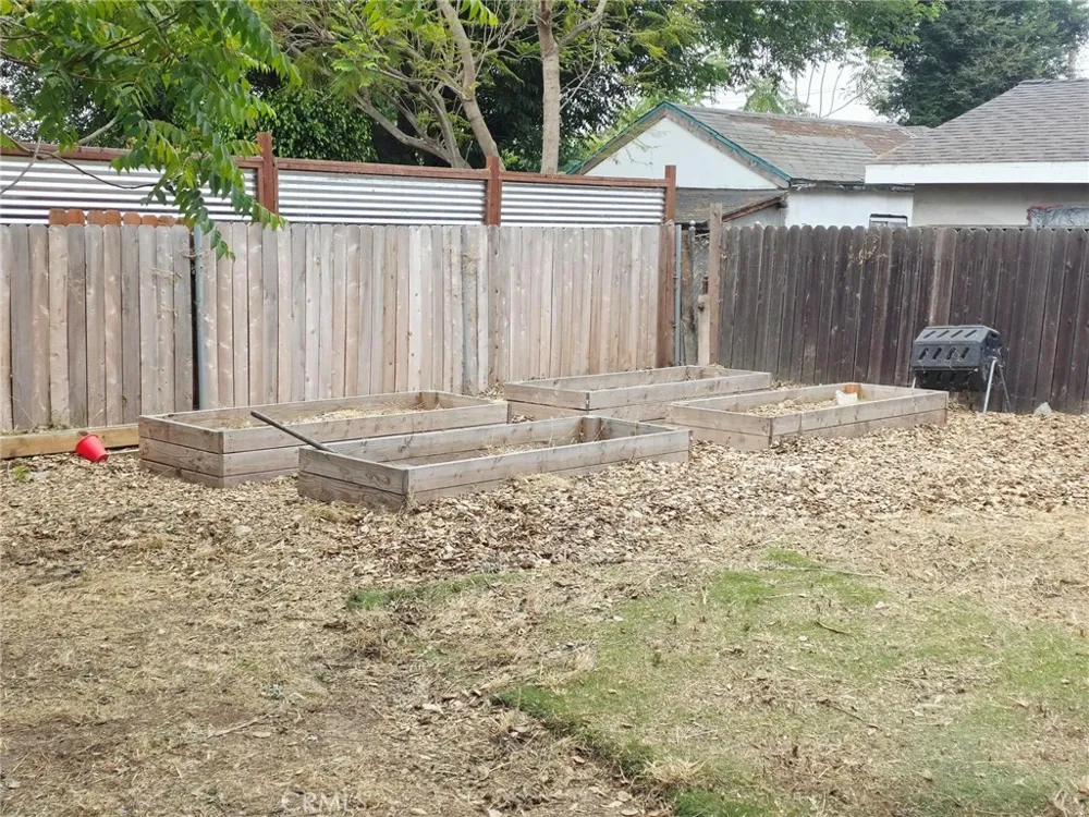 2121 Garfield Altadena, CA 91001