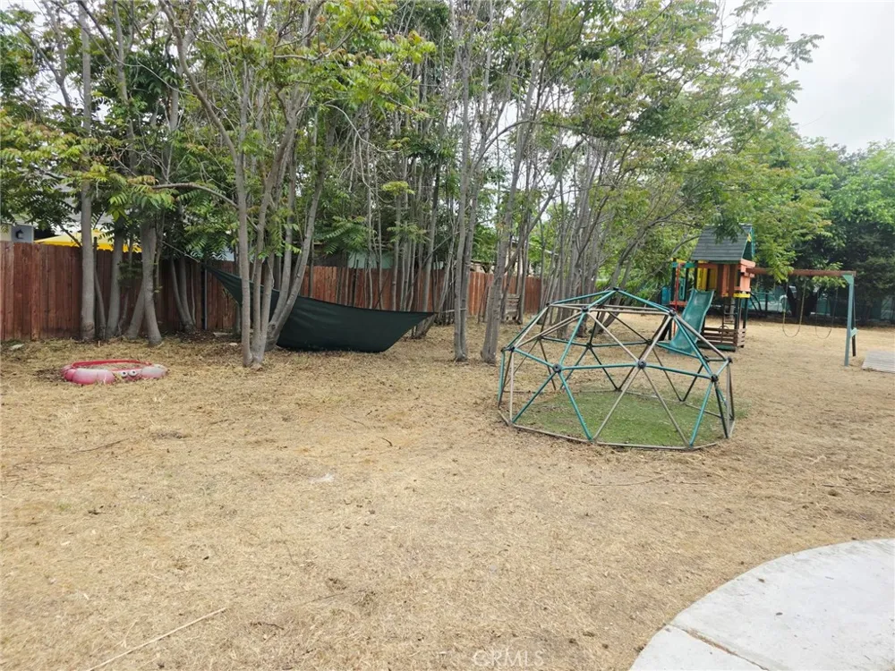 2121 Garfield Altadena, CA 91001