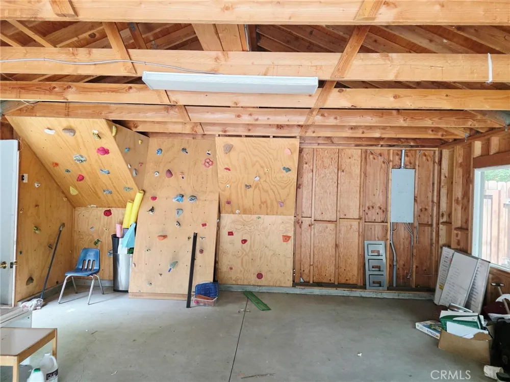 2121 Garfield Altadena, CA 91001