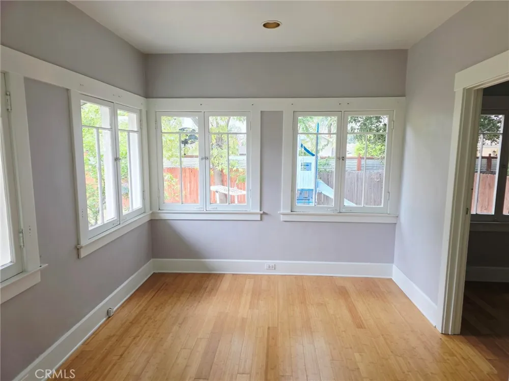 2121 Garfield Altadena, CA 91001