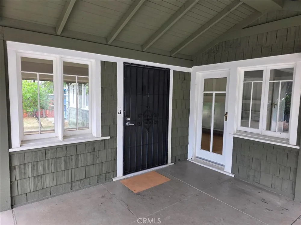 2121 Garfield Altadena, CA 91001