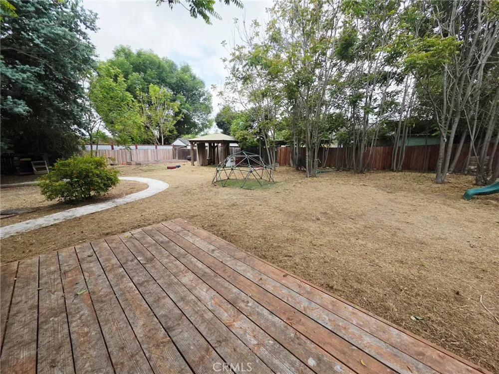 2121 Garfield Altadena, CA 91001