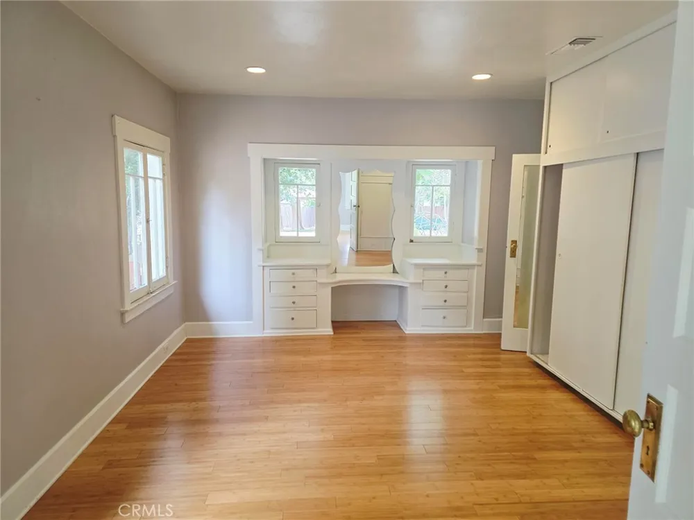 2121 Garfield Altadena, CA 91001