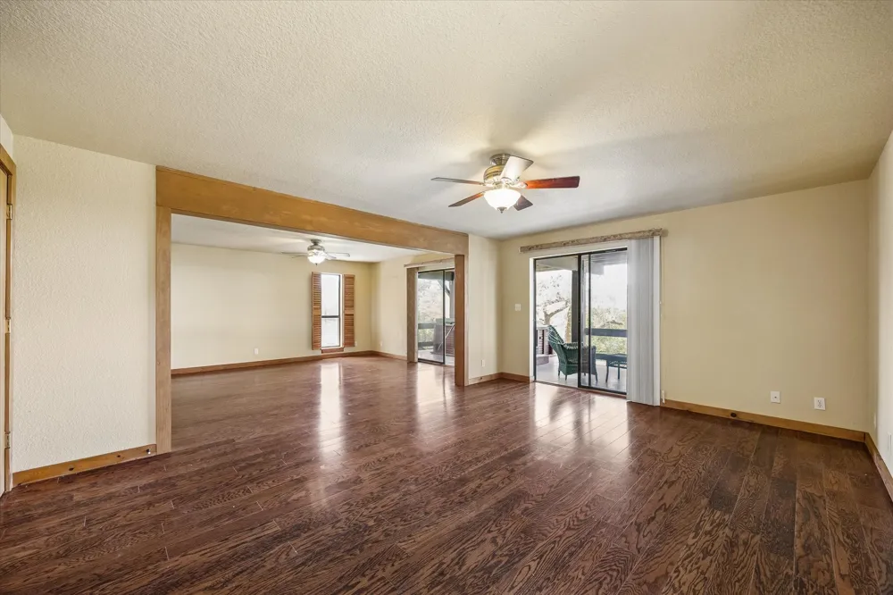 1203 Lakefield Canyon Lake, TX 78133