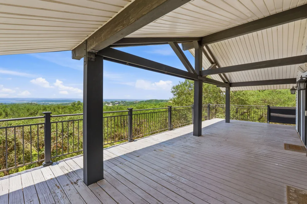 1203 Lakefield Canyon Lake, TX 78133