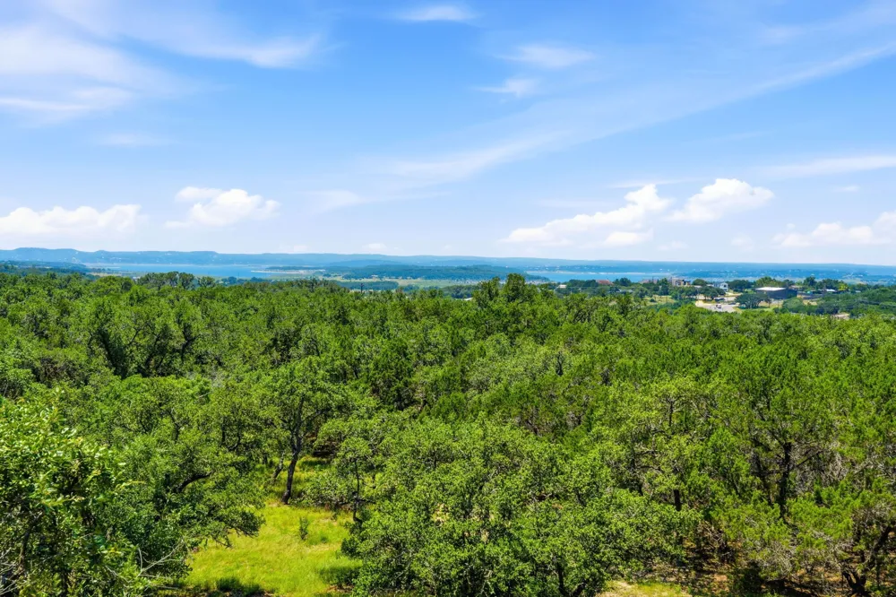 1203 Lakefield Canyon Lake, TX 78133