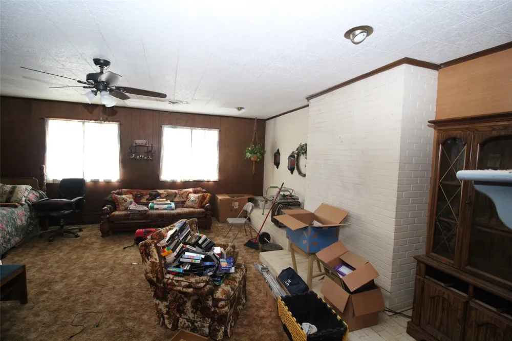 1001 SE 4th Street Knox City, TX 79529