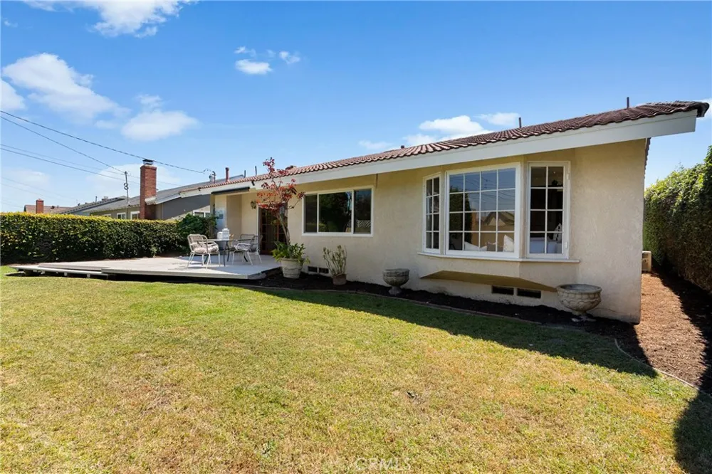 5642 Meinhardt Westminster, CA 92683