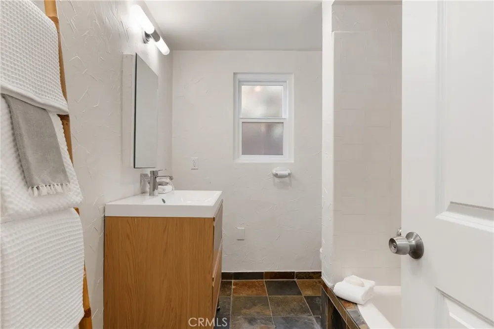 5642 Meinhardt Westminster, CA 92683