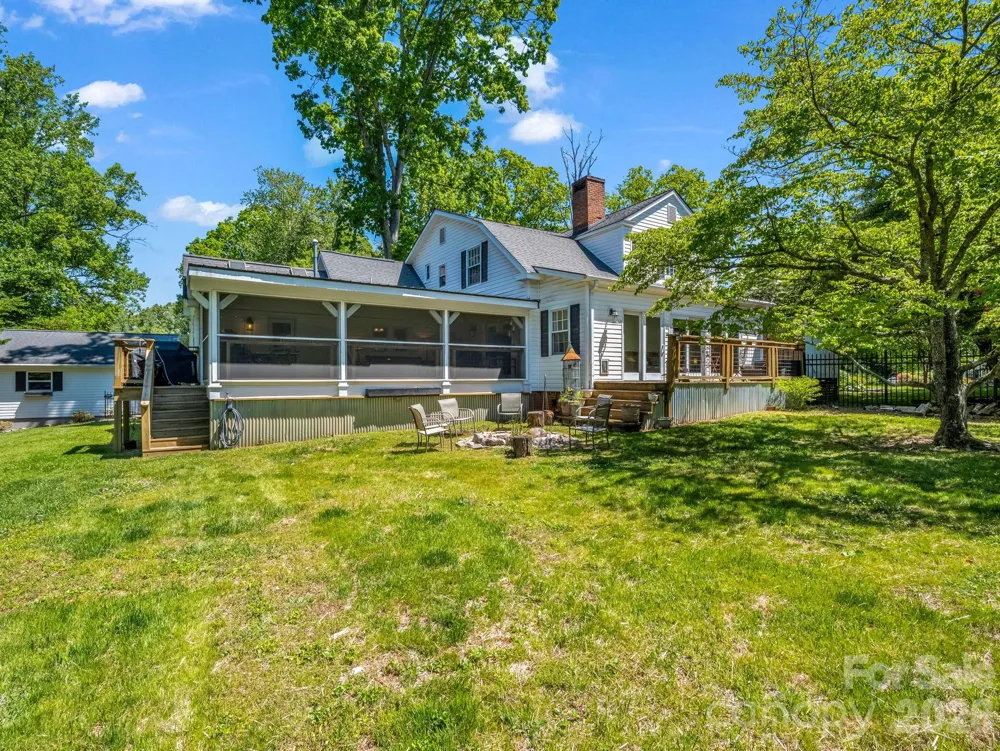 536 Maple Street Brevard, NC 28712