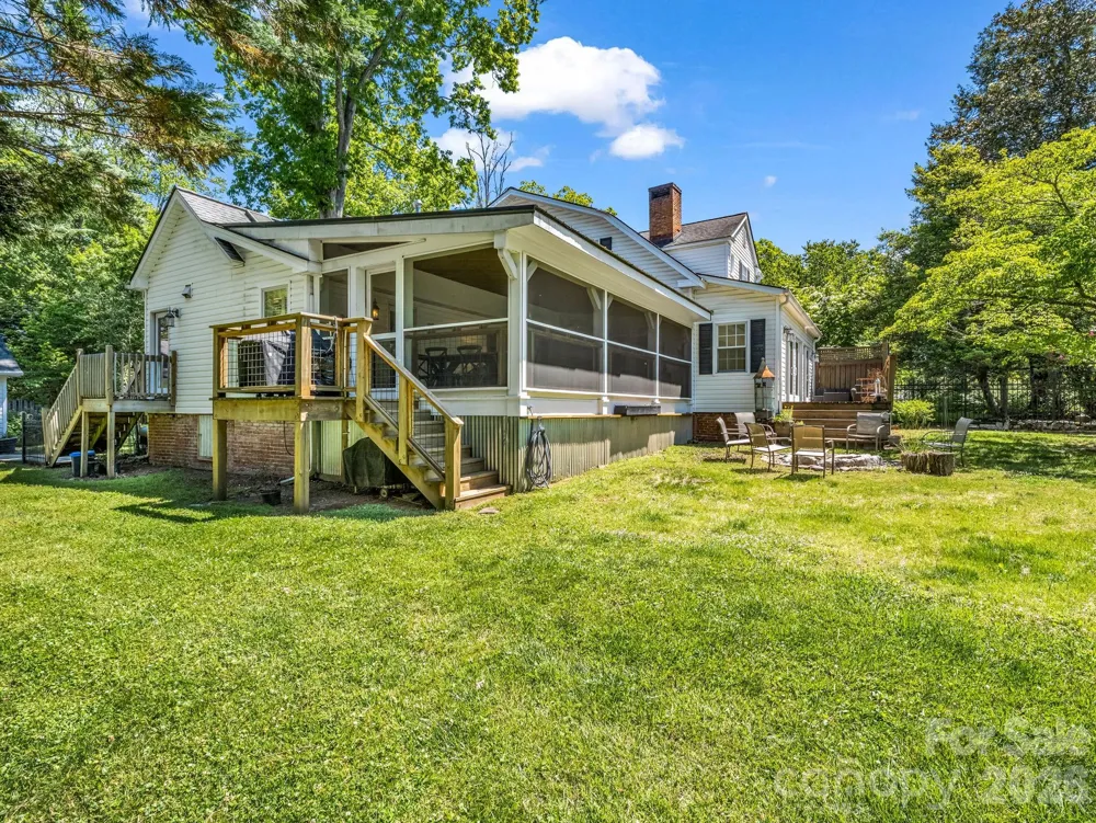 536 Maple Street Brevard, NC 28712