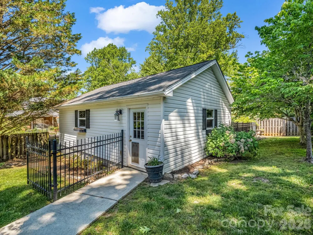 536 Maple Street Brevard, NC 28712