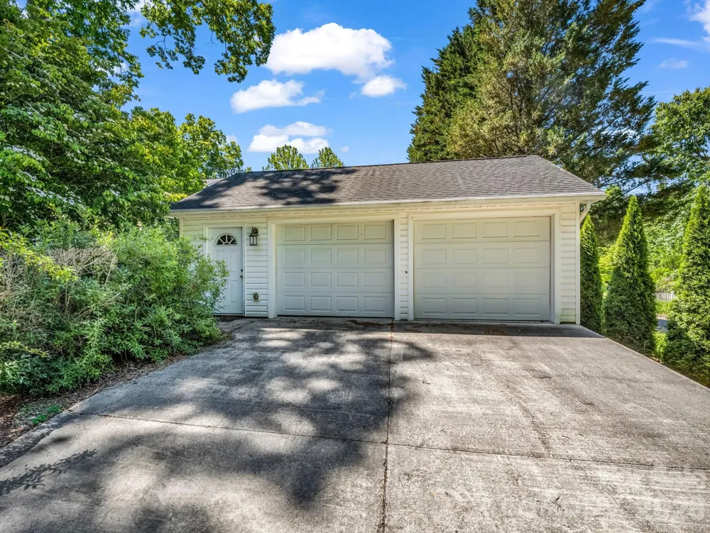 536 Maple Street Brevard, NC 28712