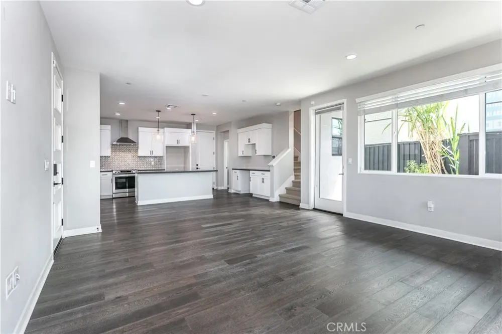 2054 Mylitta Gardena, CA 90249