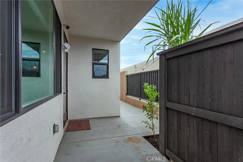 2054 Mylitta Gardena, CA 90249