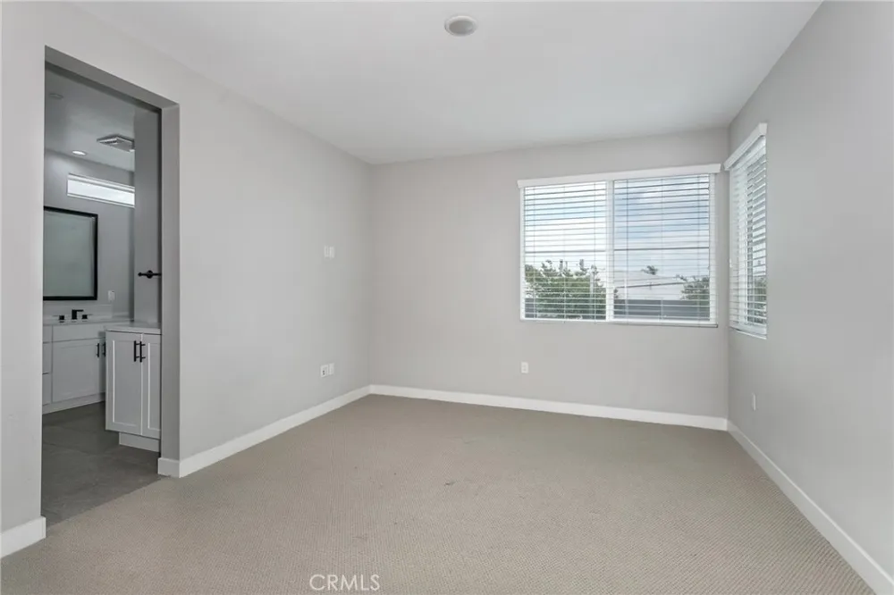 2054 Mylitta Gardena, CA 90249