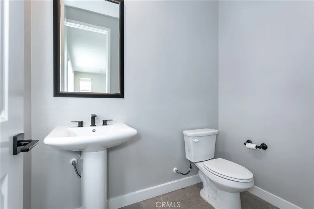 2054 Mylitta Gardena, CA 90249