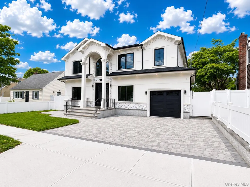 26 Kingston Avenue Hicksville, NY 11801