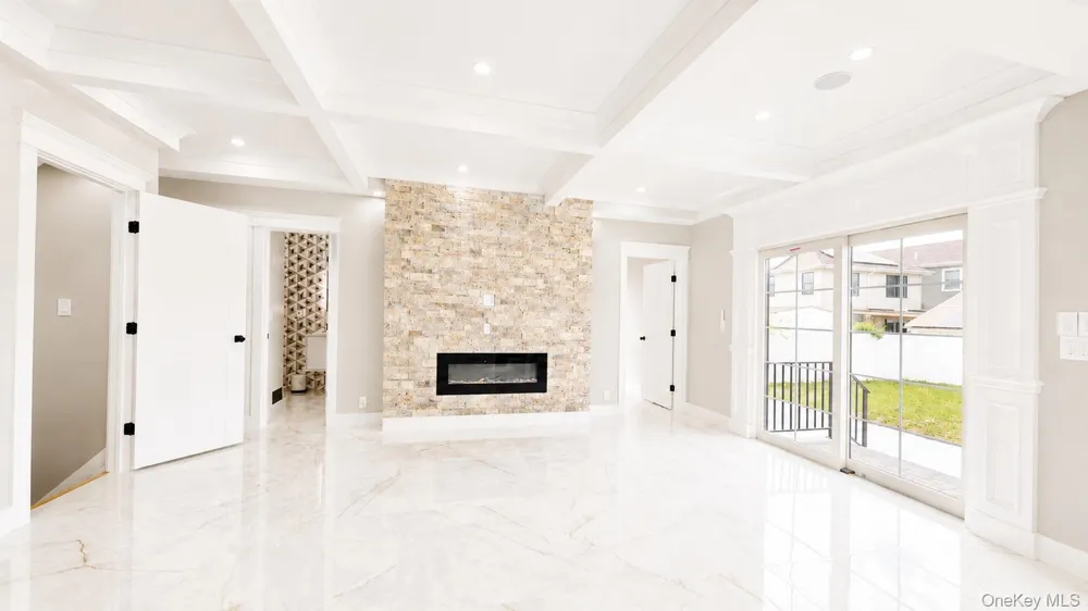 26 Kingston Avenue Hicksville, NY 11801
