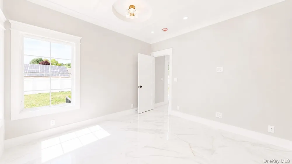 26 Kingston Avenue Hicksville, NY 11801