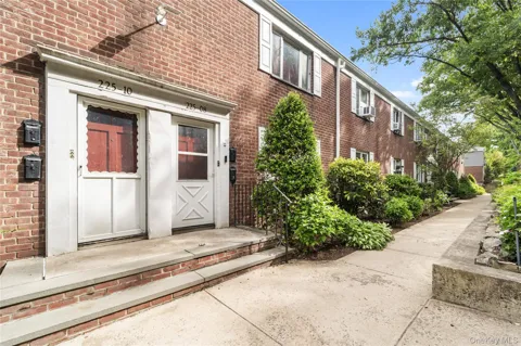 225-08 Stronghurst Avenue #Upper