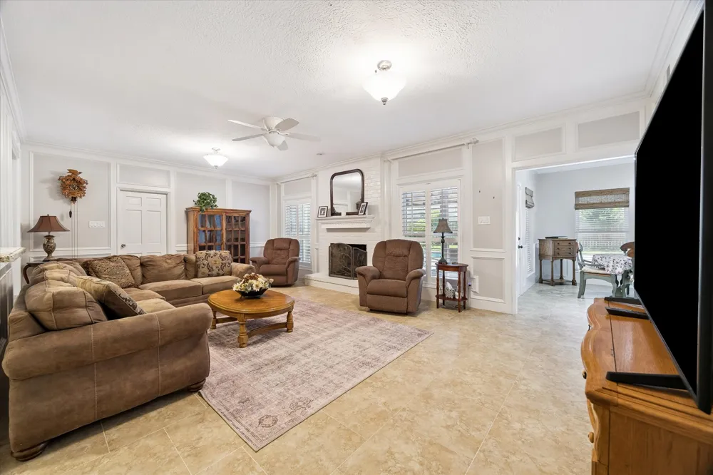 15111 Rose Cottage Drive Houston, TX 77069