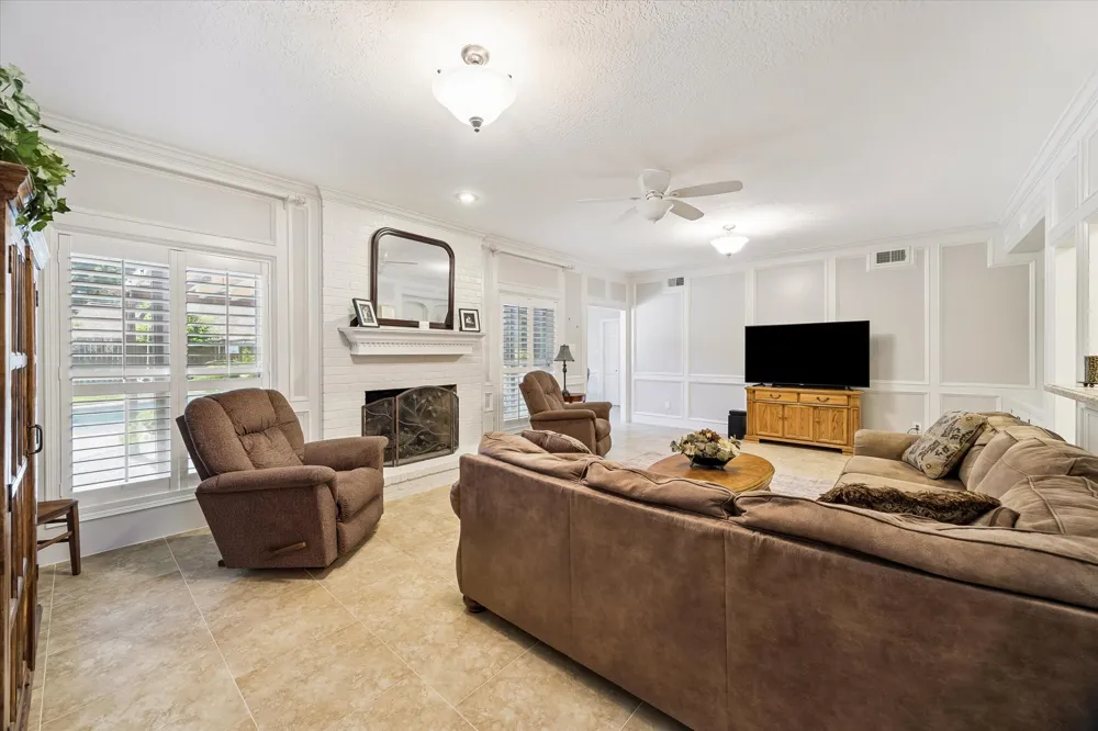 15111 Rose Cottage Drive Houston, TX 77069